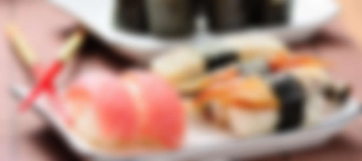 Salmon / Sake Sushi