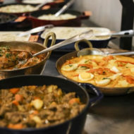 Restaurante em Fortaleza oferece almoço gratuito para mães neste fim de semana
