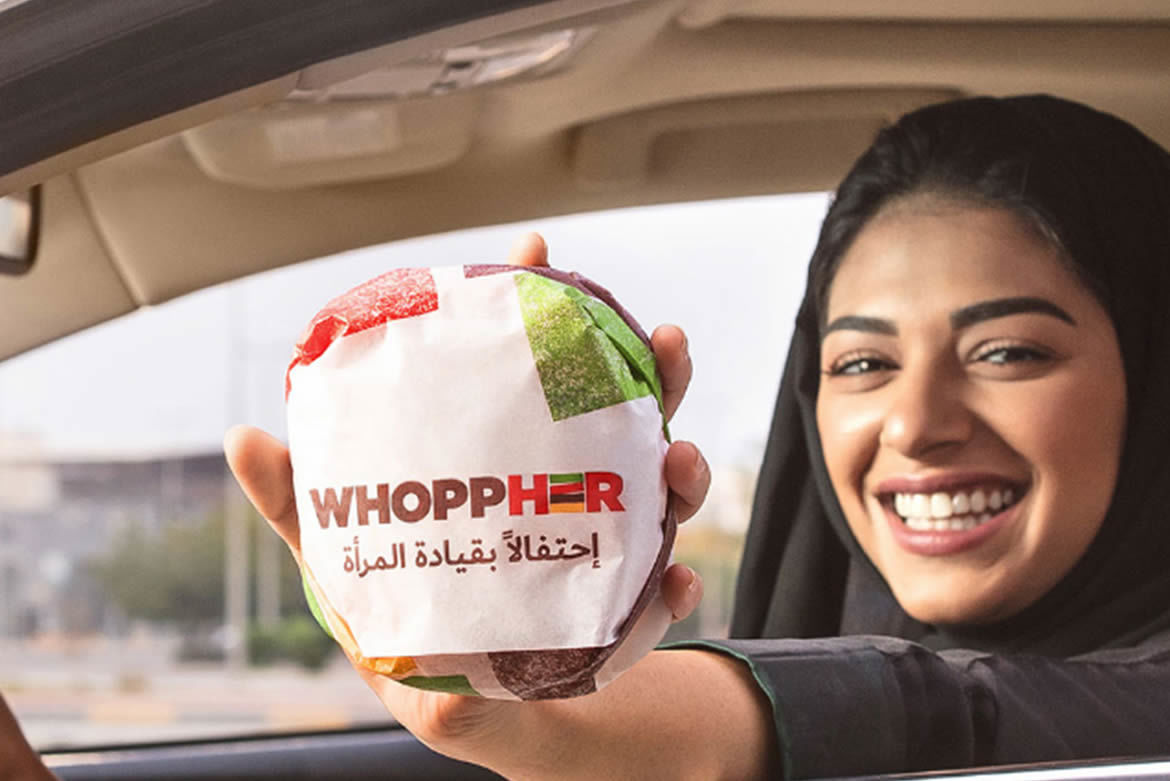 Burger King dá Whoppers para mulheres motoristas na Arábia Saudita