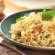 Por que é mais rápido cozinhar miojo que macarrão?