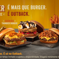 Outback lança 3 novos sanduíches, um deles é doce com hambúrguer de brownie!