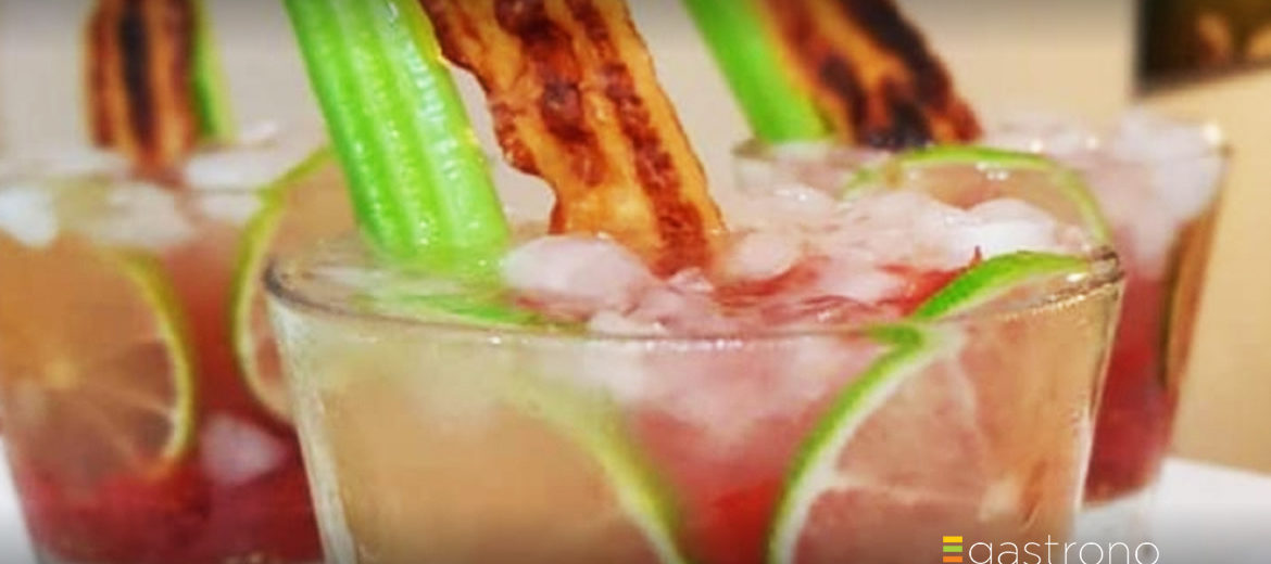 Botequim Carioca aposta em receita de caipirinha com bacon, tomate e salsão
