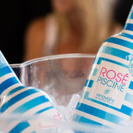 Celebre o Ano Novo com os produtos Rosé Piscine